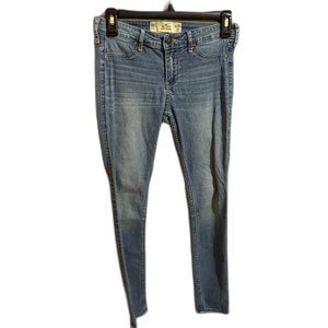 Hollister Low Rise Jean Legging‎ Size 1R W25 L29